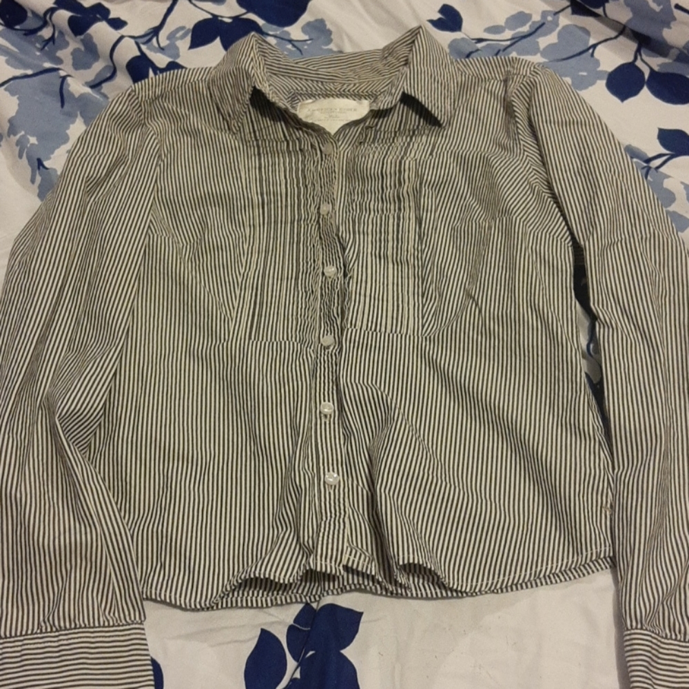 5/$20 American Eagle Blouse